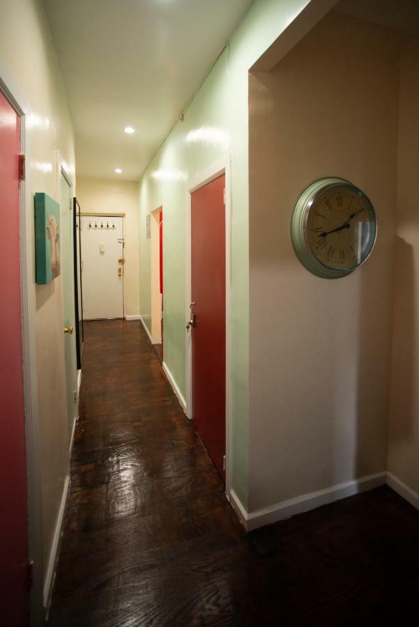 Private Room In A Shared Apartment 15 Minutes To Times Square! New York Exterior foto